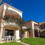Cozy In Beautiful Sardinia Апартаменты Бадеси