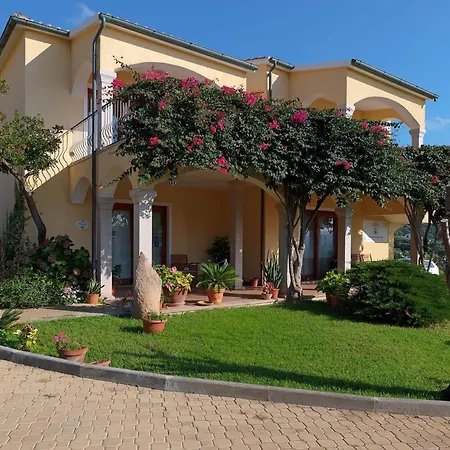 Cozy In Beautiful Sardinia Apartament *