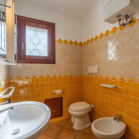 Cozy In Beautiful Sardinia Apartament Badesi