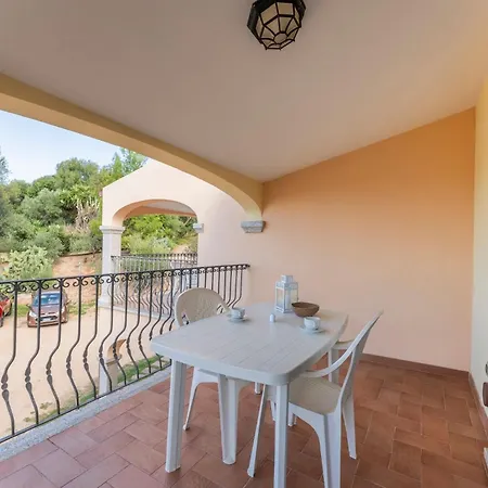 Cozy In Beautiful Sardinia Apartament Badesi