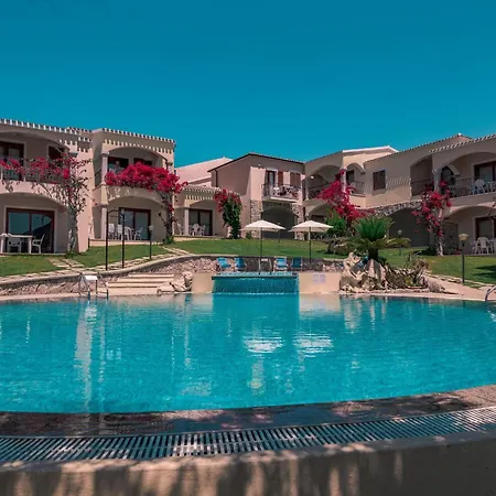 Cozy In Beautiful Sardinia Apartament Badesi